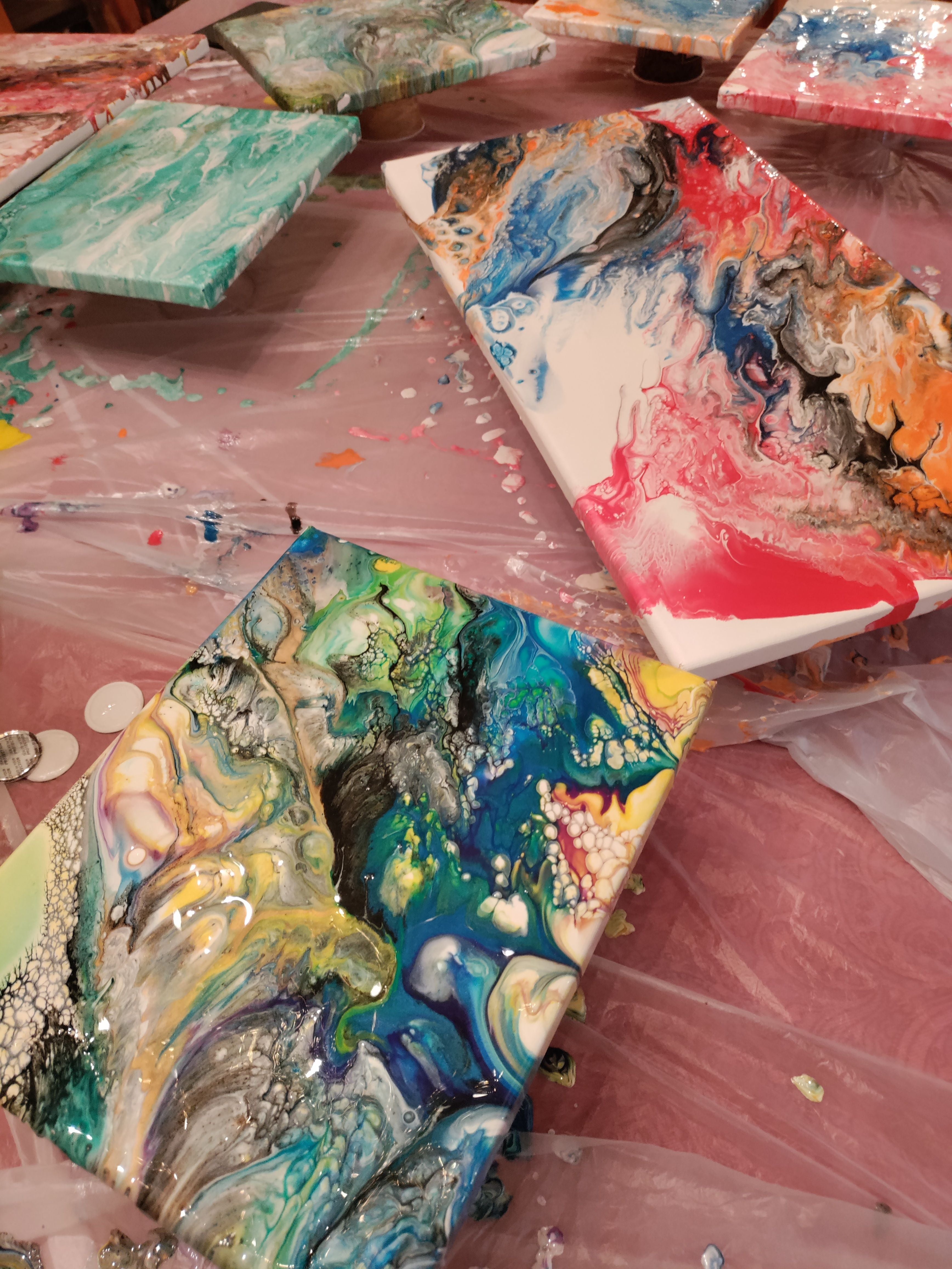 Fluid Art: Acrylic Paint Pouring Workshop (In-person)